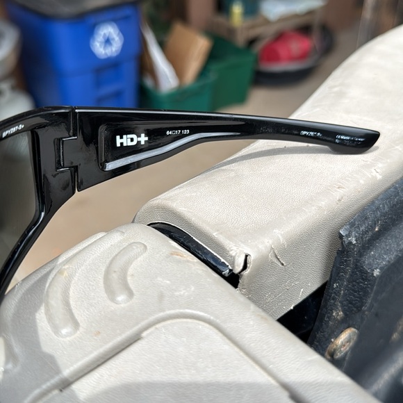 SPY Black Sunglasses - Picture 3 of 7